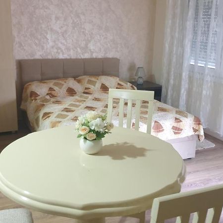 Apartments Kamenjar Novi Sad Exterior foto